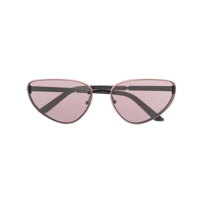 cat-eye tinted sunglasses
