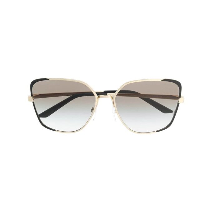oversize-frame sunglasses